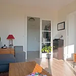 Apartment With Terrace On The Park Montsouris